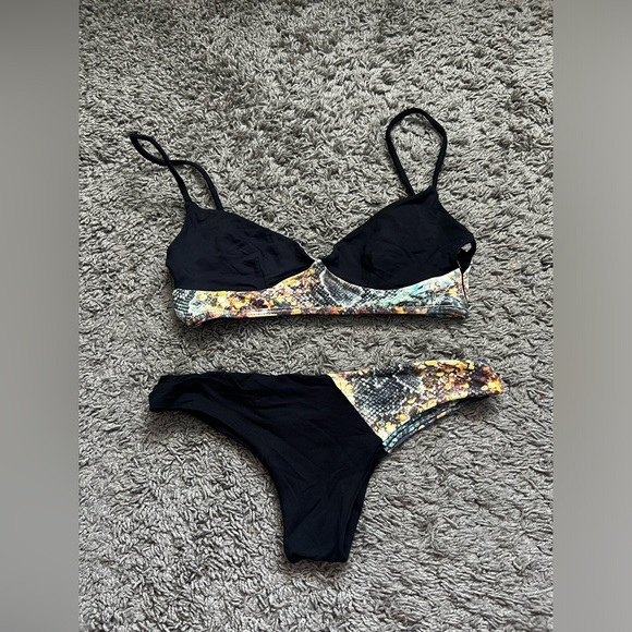 San Lorenzo Color Block Snake Bikini Set - Picture 1 of 6
